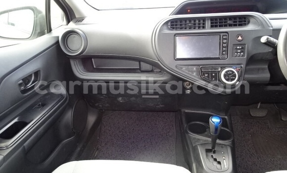 Acheter Occasion Voiture Toyota Aqua Gris à Harare, Harare Acheter Occasion Voiture Toyota Aqua Gris à Harare, Harare