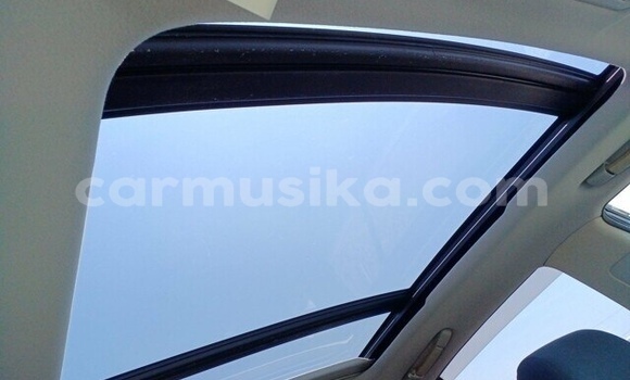 Tenga Tsaru Toyota Harrier Sirivha Mota in Harare in Harare Tenga Tsaru Toyota Harrier Sirivha Mota in Harare in Harare