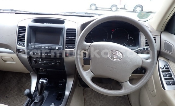 Buy Used Toyota Land Cruiser Prado White Car in Harare in Harare Buy Used Toyota Land Cruiser Prado White Car in Harare in Harare