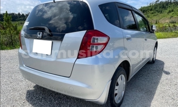 Acheter Occasion Voiture Honda Fit Gris à Beitbridge, Matabeleland South Acheter Occasion Voiture Honda Fit Gris à Beitbridge, Matabeleland South