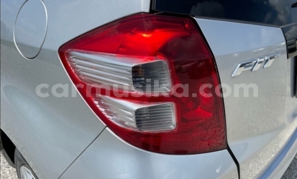 Acheter Occasion Voiture Honda Fit Gris à Beitbridge, Matabeleland South Acheter Occasion Voiture Honda Fit Gris à Beitbridge, Matabeleland South