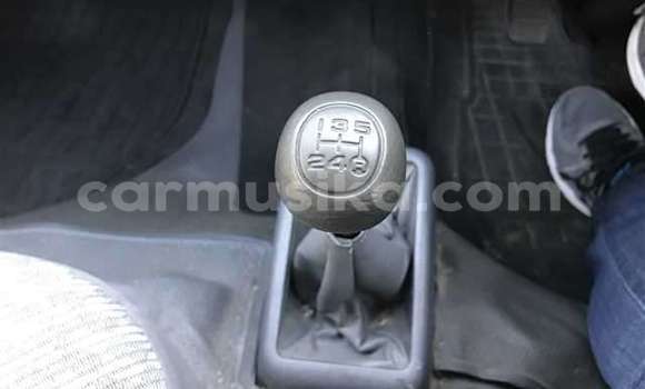 Tenga Tsaru Toyota Hiace Zvimwe Mota in Beitbridge in Matabeleland South Tenga Tsaru Toyota Hiace Zvimwe Mota in Beitbridge in Matabeleland South