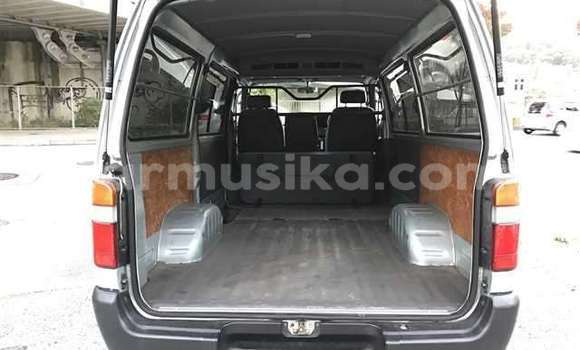 Tenga Tsaru Toyota Hiace Zvimwe Mota in Beitbridge in Matabeleland South Tenga Tsaru Toyota Hiace Zvimwe Mota in Beitbridge in Matabeleland South