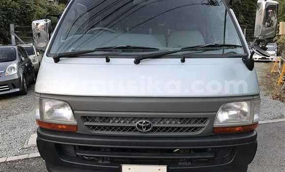 Tenga Tsaru Toyota Hiace Zvimwe Mota in Beitbridge in Matabeleland South Tenga Tsaru Toyota Hiace Zvimwe Mota in Beitbridge in Matabeleland South