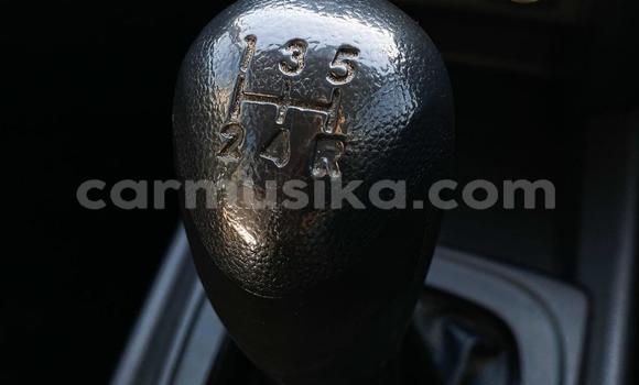 Acheter Occasion Voiture Toyota Avanza Gris à Beitbridge, Matabeleland South Acheter Occasion Voiture Toyota Avanza Gris à Beitbridge, Matabeleland South