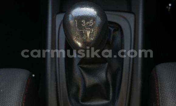 Acheter Occasion Voiture Toyota Avanza Gris à Beitbridge, Matabeleland South Acheter Occasion Voiture Toyota Avanza Gris à Beitbridge, Matabeleland South