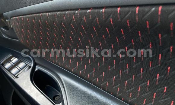 Acheter Occasion Voiture Toyota Avanza Gris à Beitbridge, Matabeleland South Acheter Occasion Voiture Toyota Avanza Gris à Beitbridge, Matabeleland South