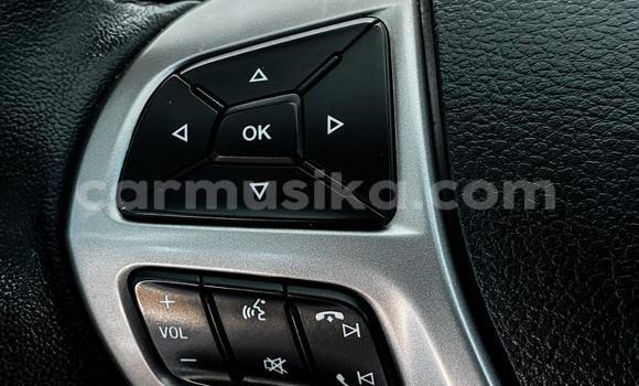 Acheter Occasion Voiture Ford Everest Blanc à Beitbridge, Matabeleland South Acheter Occasion Voiture Ford Everest Blanc à Beitbridge, Matabeleland South