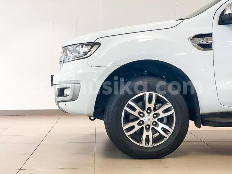 Big with watermark ford everest matabeleland south beitbridge 30930