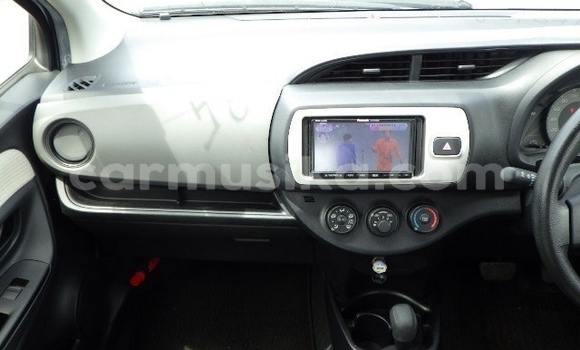 Tenga Tsaru Toyota Vitz Sirivha Mota in Harare in Harare Tenga Tsaru Toyota Vitz Sirivha Mota in Harare in Harare