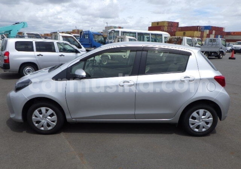 Big with watermark toyota vitz harare harare 30936