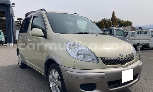 Tenga Tsaru Toyota FunCargo Zvimwe Mota in Beitbridge in Matabeleland South Tenga Tsaru Toyota FunCargo Zvimwe Mota in Beitbridge in Matabeleland South