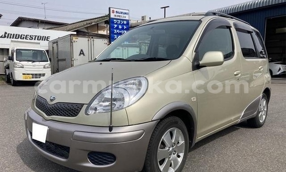 Tenga Tsaru Toyota FunCargo Zvimwe Mota in Beitbridge in Matabeleland South Tenga Tsaru Toyota FunCargo Zvimwe Mota in Beitbridge in Matabeleland South