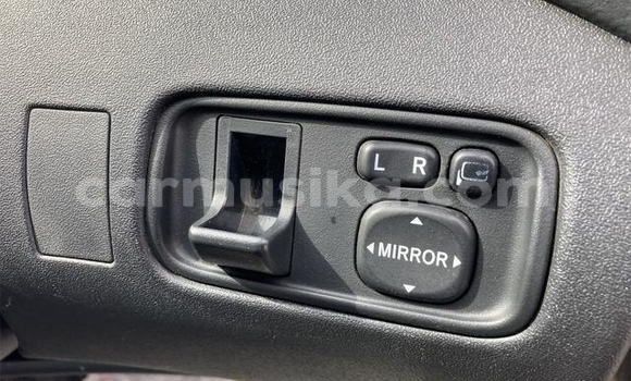 Tenga Tsaru Toyota FunCargo Zvimwe Mota in Beitbridge in Matabeleland South Tenga Tsaru Toyota FunCargo Zvimwe Mota in Beitbridge in Matabeleland South