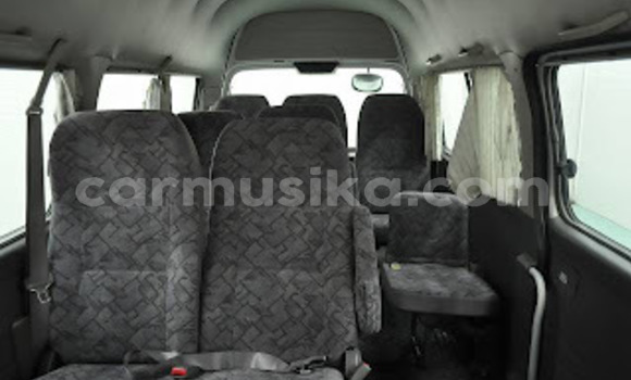 Acheter Occasion Voiture Nissan Caravan Blanc à Beitbridge, Matabeleland South Acheter Occasion Voiture Nissan Caravan Blanc à Beitbridge, Matabeleland South