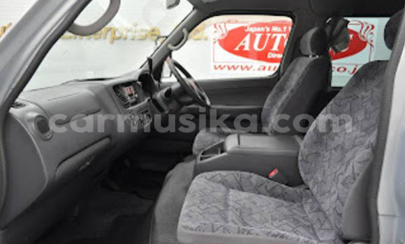 Acheter Occasion Voiture Nissan Caravan Blanc à Beitbridge, Matabeleland South Acheter Occasion Voiture Nissan Caravan Blanc à Beitbridge, Matabeleland South