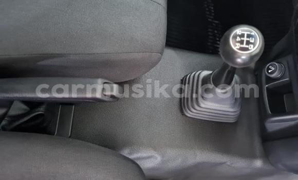 Acheter Occasion Voiture Isuzu KB Blanc à Beitbridge, Matabeleland South Acheter Occasion Voiture Isuzu KB Blanc à Beitbridge, Matabeleland South