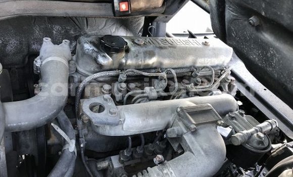 Acheter Occasion Utilitaire Mitsubishi Canter Bleu à Beitbridge, Matabeleland South Acheter Occasion Utilitaire Mitsubishi Canter Bleu à Beitbridge, Matabeleland South