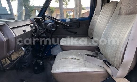 Acheter Occasion Utilitaire Mitsubishi Canter Bleu à Beitbridge, Matabeleland South Acheter Occasion Utilitaire Mitsubishi Canter Bleu à Beitbridge, Matabeleland South