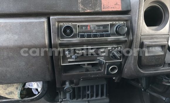 Acheter Occasion Utilitaire Mitsubishi Canter Bleu à Beitbridge, Matabeleland South Acheter Occasion Utilitaire Mitsubishi Canter Bleu à Beitbridge, Matabeleland South