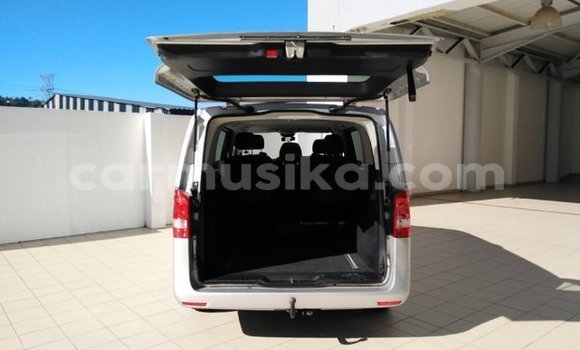 Buy Used Mercedes‒Benz Vito Silver Car in Beitbridge in Matabeleland South Buy Used Mercedes‒Benz Vito Silver Car in Beitbridge in Matabeleland South