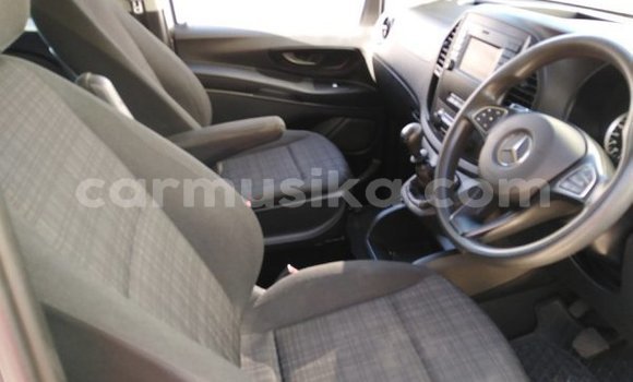 Buy Used Mercedes‒Benz Vito Silver Car in Beitbridge in Matabeleland South Buy Used Mercedes‒Benz Vito Silver Car in Beitbridge in Matabeleland South