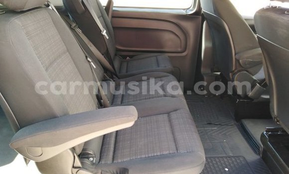 Buy Used Mercedes‒Benz Vito Silver Car in Beitbridge in Matabeleland South Buy Used Mercedes‒Benz Vito Silver Car in Beitbridge in Matabeleland South