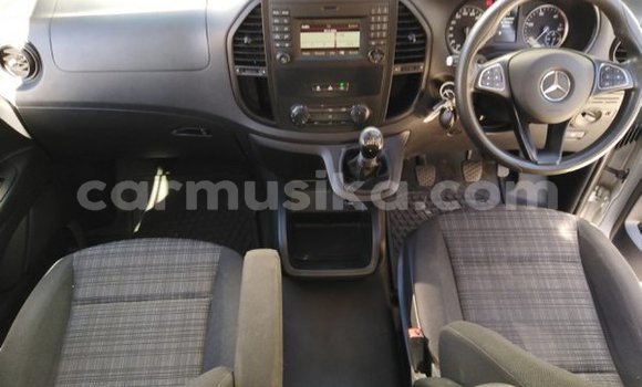 Buy Used Mercedes‒Benz Vito Silver Car in Beitbridge in Matabeleland South Buy Used Mercedes‒Benz Vito Silver Car in Beitbridge in Matabeleland South