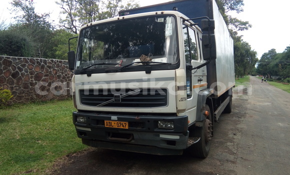 Buy Used Volvo F4 White Truck in Mount Pleasant in Harare Buy Used Volvo F4 White Truck in Mount Pleasant in Harare