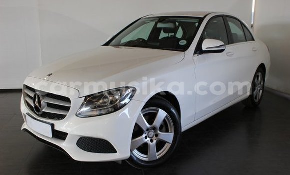 Buy Used Mercedes‒Benz CLK-klasse AMG White Car in Beitbridge in Matabeleland South Buy Used Mercedes‒Benz CLK-klasse AMG White Car in Beitbridge in Matabeleland South