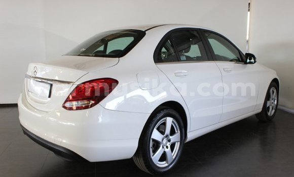 Buy Used Mercedes‒Benz CLK-klasse AMG White Car in Beitbridge in Matabeleland South Buy Used Mercedes‒Benz CLK-klasse AMG White Car in Beitbridge in Matabeleland South