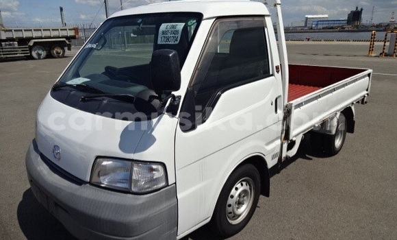 Nunua Ilio tumika Mazda Bongo Nyeupe Gari ndani ya Beitbridge nchini Matabeleland Kusini Nunua Ilio tumika Mazda Bongo Nyeupe Gari ndani ya Beitbridge nchini Matabeleland Kusini