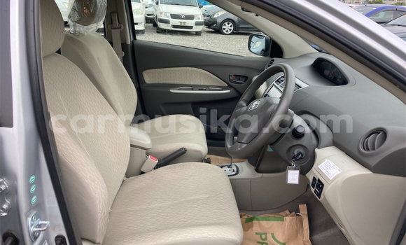 Acheter Occasion Voiture Toyota Belta Gris à Beitbridge, Matabeleland South Acheter Occasion Voiture Toyota Belta Gris à Beitbridge, Matabeleland South