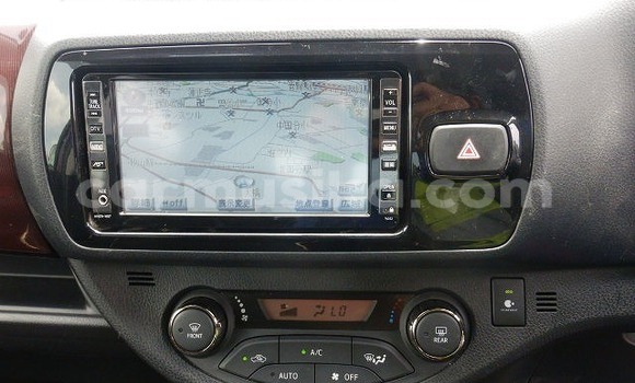 Nunua Ilio tumika Toyota Vitz Nyekundu Gari ndani ya Beitbridge nchini Matabeleland Kusini Nunua Ilio tumika Toyota Vitz Nyekundu Gari ndani ya Beitbridge nchini Matabeleland Kusini