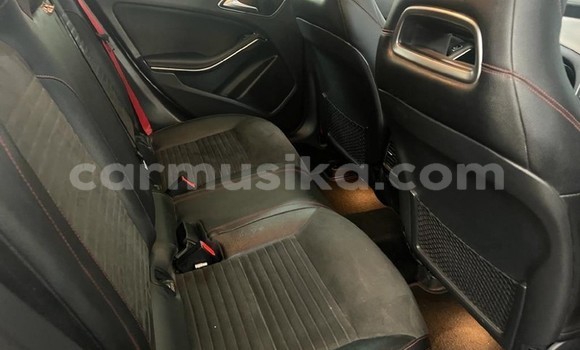 Nunua Ilio tumika Mercedes‒Benz 250 Beige Gari ndani ya Beitbridge nchini Matabeleland Kusini Nunua Ilio tumika Mercedes‒Benz 250 Beige Gari ndani ya Beitbridge nchini Matabeleland Kusini