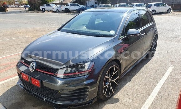 Buy Used Volkswagen Golf Beige Car in Beitbridge in Matabeleland South