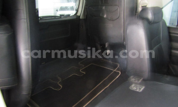 Acheter Occasion Voiture Toyota Fortuner Blanc à Beitbridge, Matabeleland South Acheter Occasion Voiture Toyota Fortuner Blanc à Beitbridge, Matabeleland South