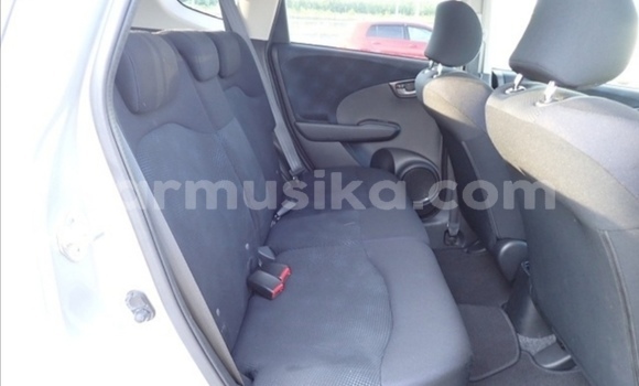 Acheter Occasion Voiture Honda Fit Gris à Beitbridge, Matabeleland South Acheter Occasion Voiture Honda Fit Gris à Beitbridge, Matabeleland South