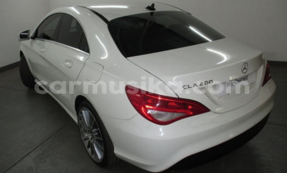 Buy Used Mercedes‒Benz CLK-klasse AMG White Car in Beitbridge in Matabeleland South Buy Used Mercedes‒Benz CLK-klasse AMG White Car in Beitbridge in Matabeleland South