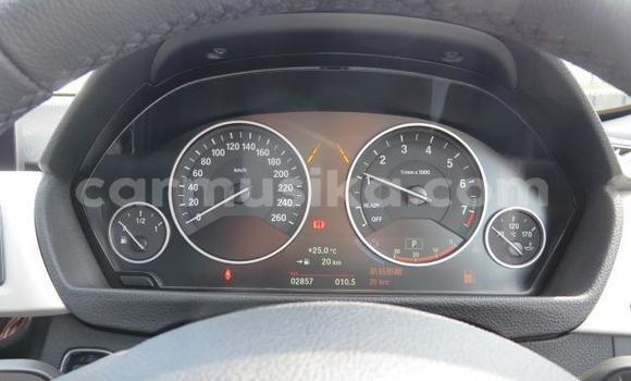 Acheter Occasion Voiture BMW 3–Series Blanc à Belvédère, Harare Acheter Occasion Voiture BMW 3–Series Blanc à Belvédère, Harare