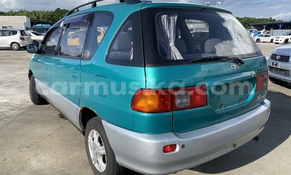 Buy Used Toyota Ipsum Green Car in Beitbridge in Matabeleland South Buy Used Toyota Ipsum Green Car in Beitbridge in Matabeleland South