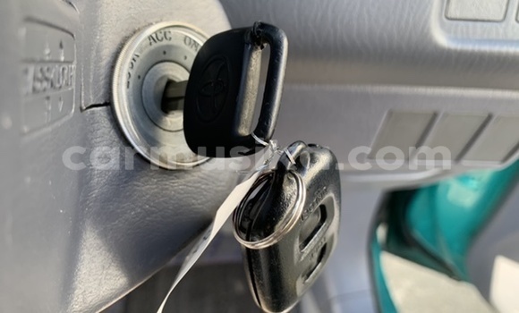 Buy Used Toyota Ipsum Green Car in Beitbridge in Matabeleland South Buy Used Toyota Ipsum Green Car in Beitbridge in Matabeleland South