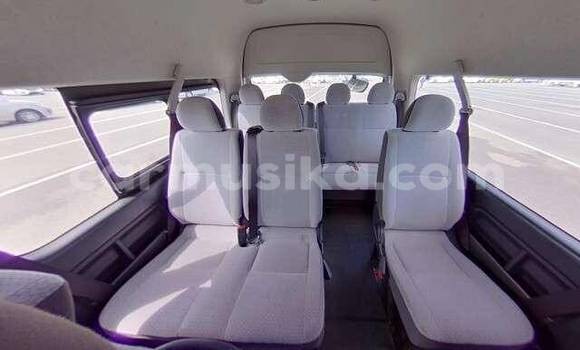 Acheter Occasion Voiture Toyota Hiace Autre à Beitbridge, Matabeleland South Acheter Occasion Voiture Toyota Hiace Autre à Beitbridge, Matabeleland South