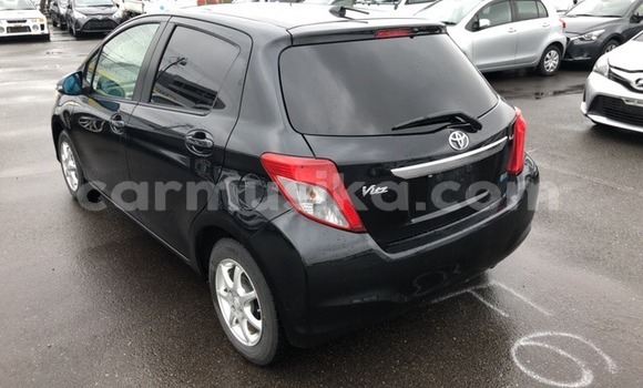 Nunua Ilio tumika Toyota Vitz Nyeusi Gari ndani ya Beitbridge nchini Matabeleland Kusini Nunua Ilio tumika Toyota Vitz Nyeusi Gari ndani ya Beitbridge nchini Matabeleland Kusini