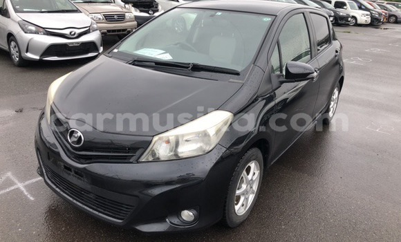 Nunua Ilio tumika Toyota Vitz Nyeusi Gari ndani ya Beitbridge nchini Matabeleland Kusini Nunua Ilio tumika Toyota Vitz Nyeusi Gari ndani ya Beitbridge nchini Matabeleland Kusini