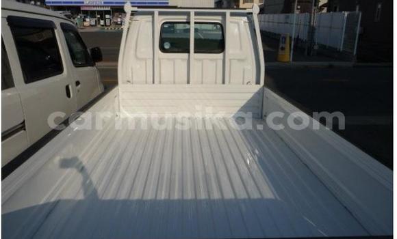 Buy Used Mazda Bongo White Car in Beitbridge in Matabeleland South Buy Used Mazda Bongo White Car in Beitbridge in Matabeleland South