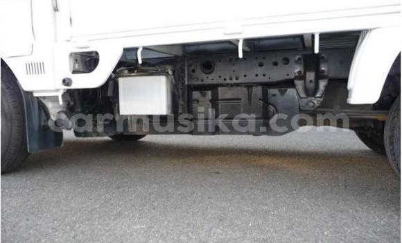 Buy Used Mazda Bongo White Car in Beitbridge in Matabeleland South Buy Used Mazda Bongo White Car in Beitbridge in Matabeleland South