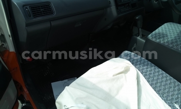 Buy Used Toyota Hiace White Car in Beitbridge in Matabeleland South Buy Used Toyota Hiace White Car in Beitbridge in Matabeleland South