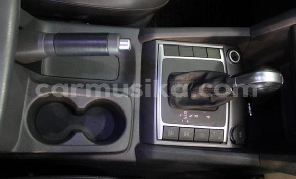 Nunua Ilio tumika Volkswagen Amarok Fedha Gari ndani ya Harare nchini Harare Nunua Ilio tumika Volkswagen Amarok Fedha Gari ndani ya Harare nchini Harare