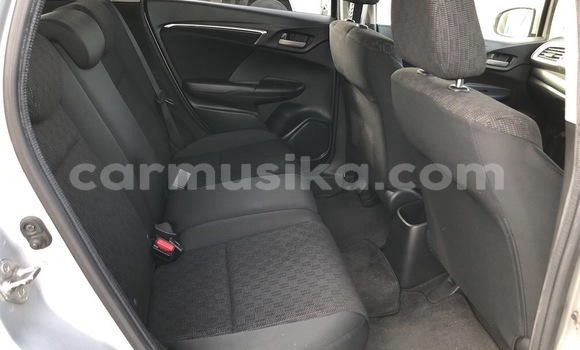 Buy Used Honda Fit Silver Car in Beitbridge in Matabeleland South Buy Used Honda Fit Silver Car in Beitbridge in Matabeleland South